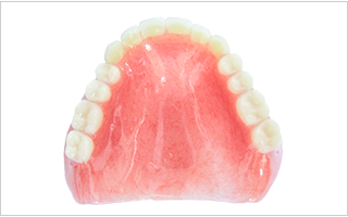 レジン床義歯(部分義歯/総義歯)